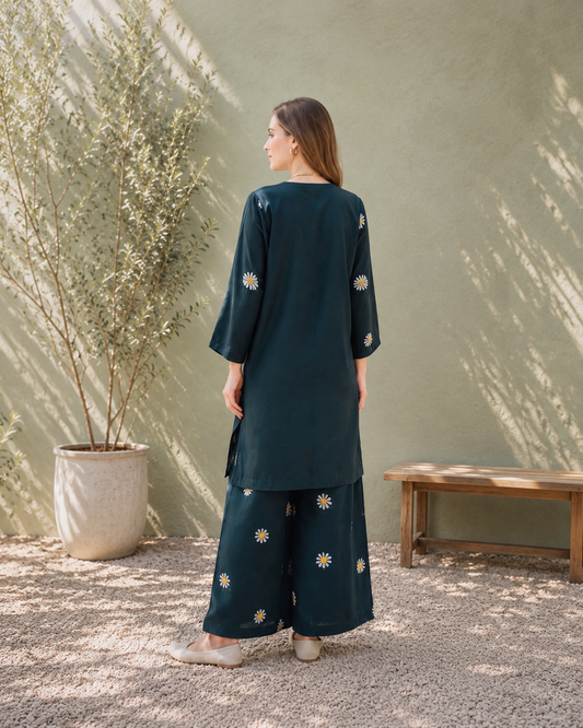 Daisy Flower Green Luxury Embroidered 2 Piece Co-Ord Set