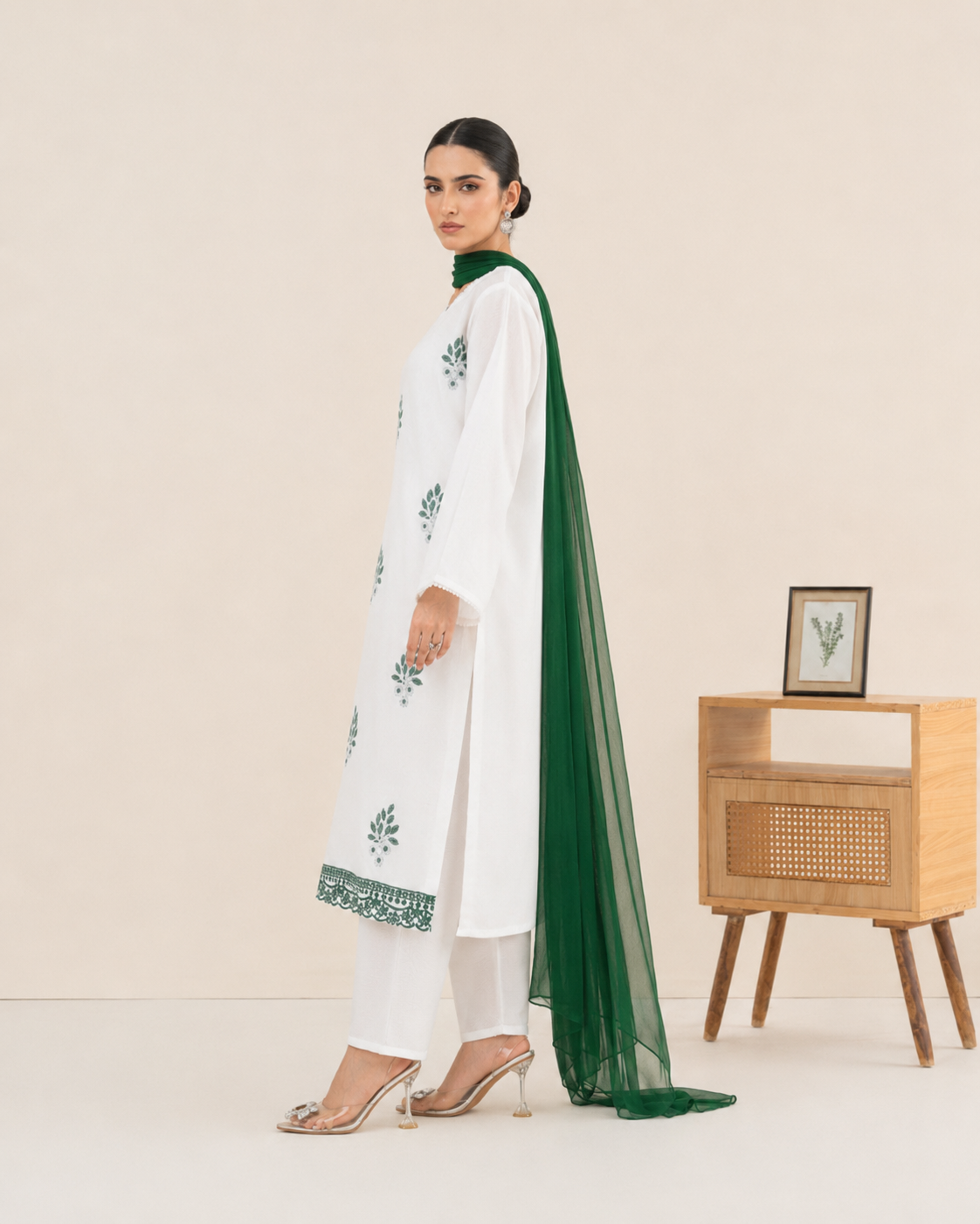 National Embroidered 3pc