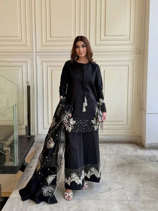 Zola Embroidered 3Pc