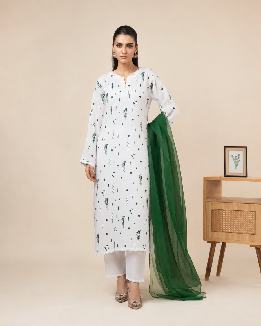 Daina Embroidered 3pc