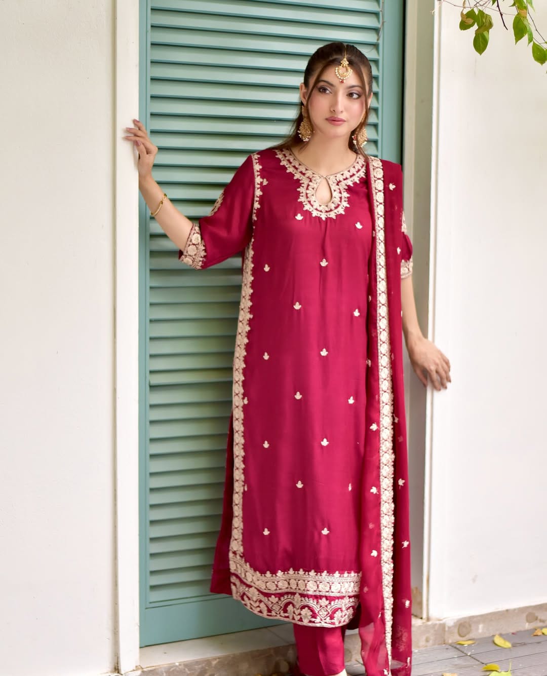 Mushk Embroidered 3Pc