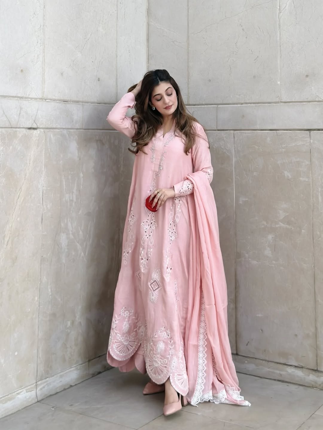 Vaneeza Embroidered 3pc